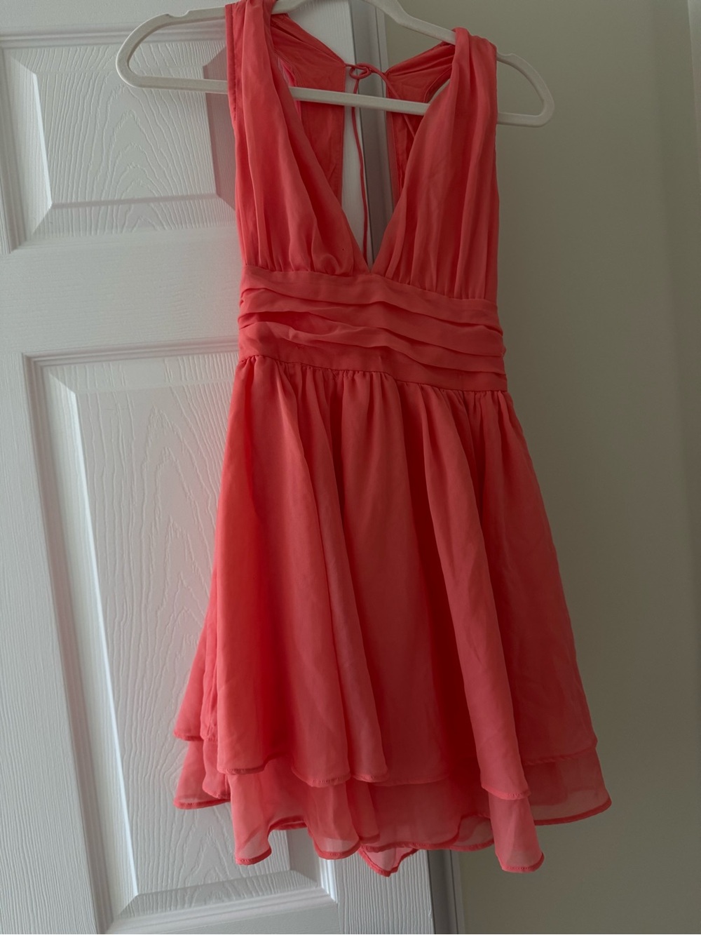 Abercrombie & Fitch Coral Pink Sleeveless V-Neck Cocktail Dress
